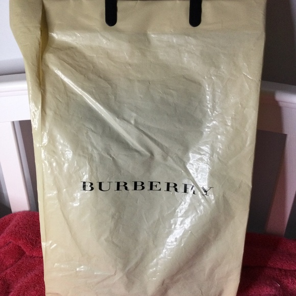 Authentic Burberry clutch - Picture 12 of 16